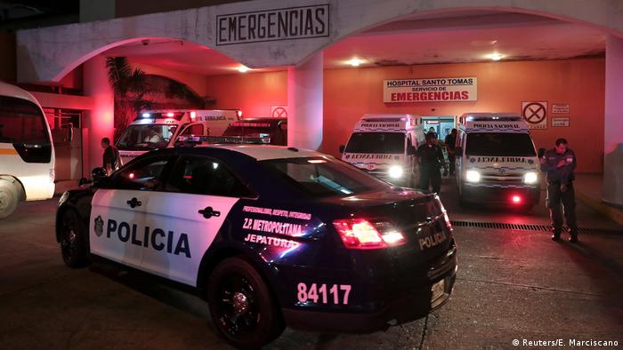 Al menos un policía y un recluso muertos en tiroteo en cárcel de Panamá