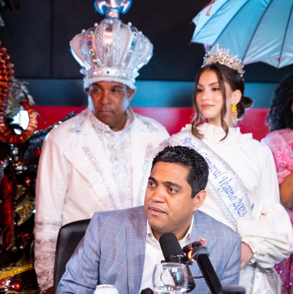Alcalde Kevin Cruz, Rey Momo y la Reina del Carnaval de La Vega