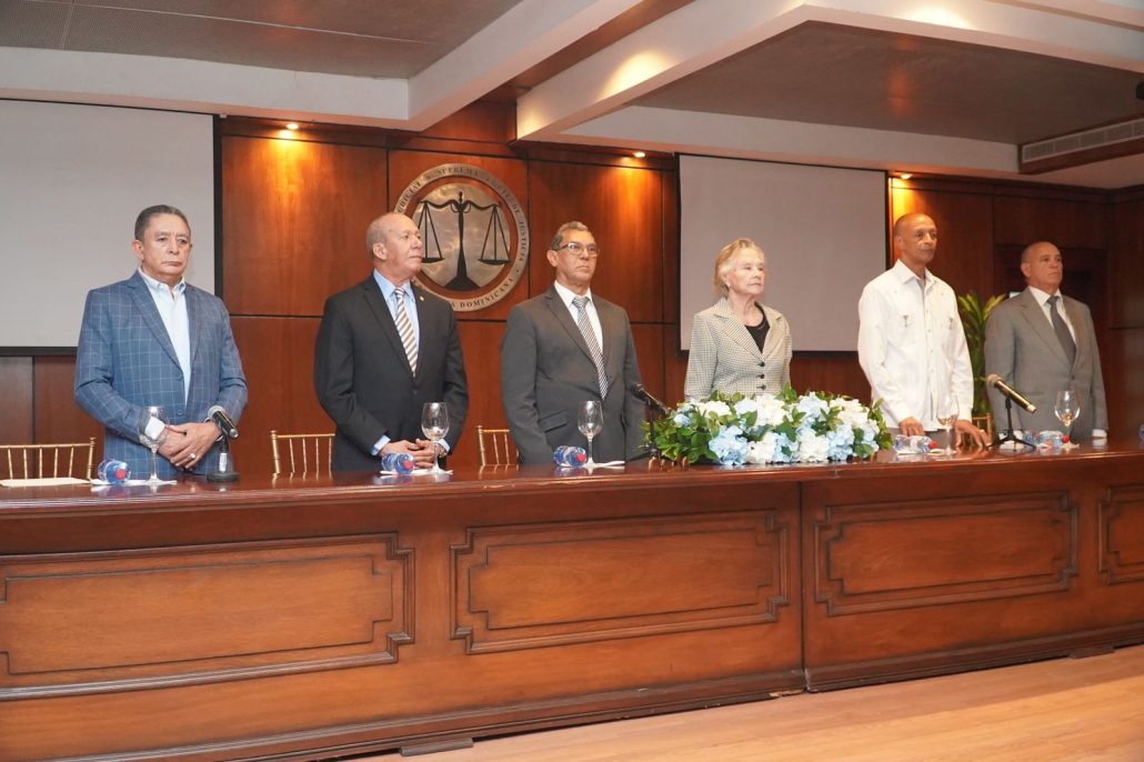 Jueces retirados buscan Poder Judicial dignifique su retiro con reajuste de sueldos