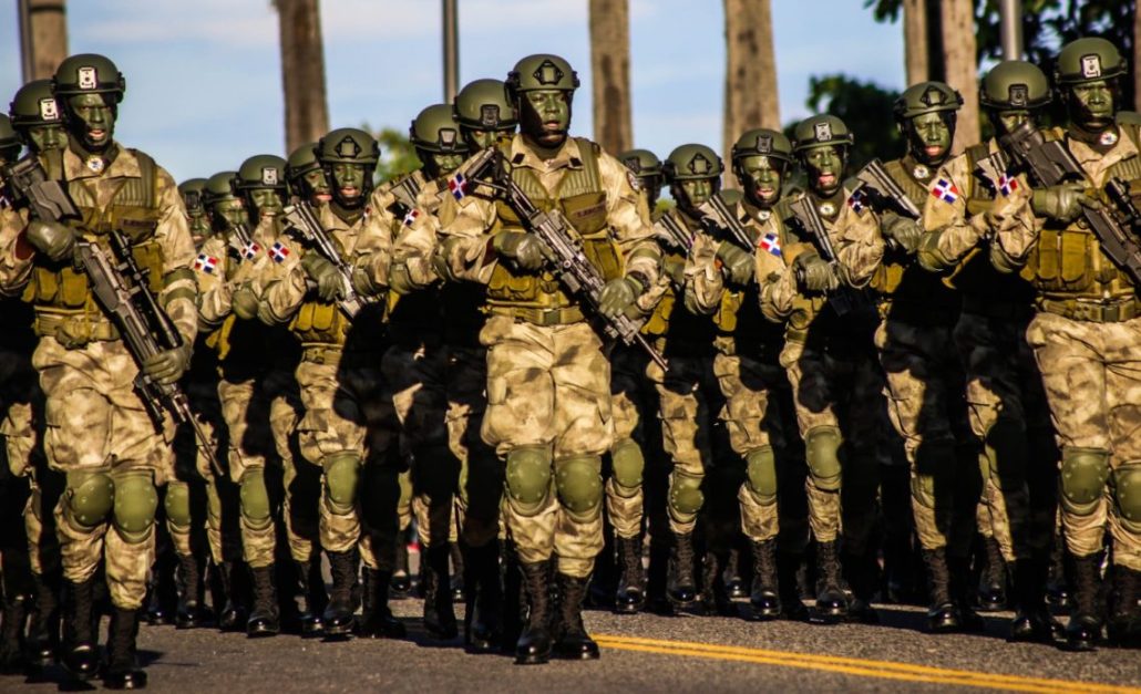 Cerraran varias calles por desfile militar del 27 de febrero