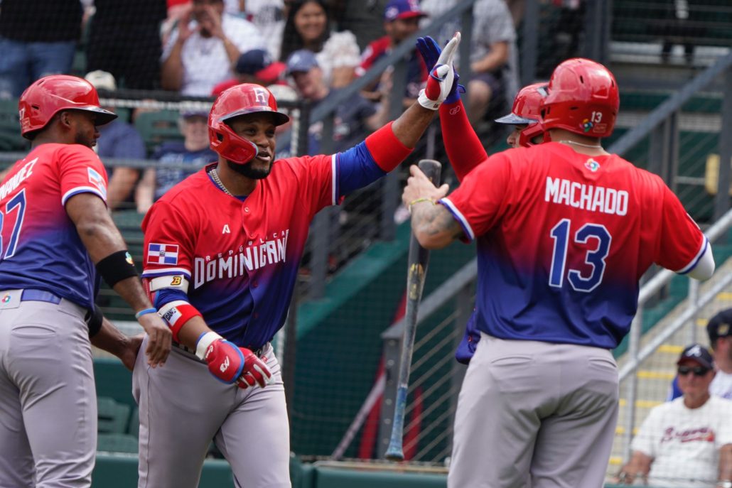 Uniforme De Los Bravos De Atlanta