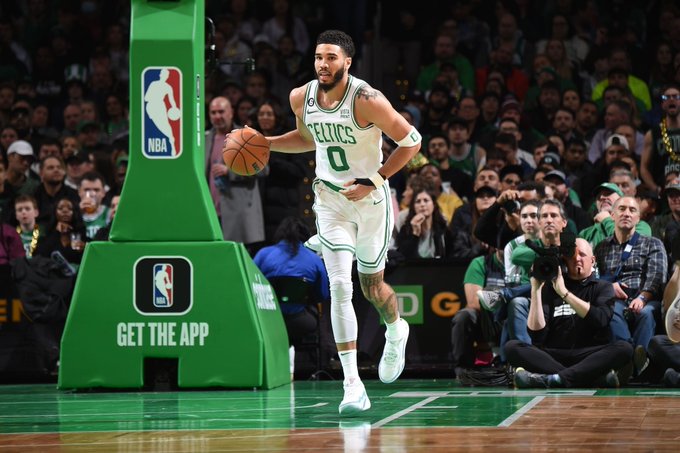 Jayson Tatum Reactiva Los Celtics Y Lidera Victoria Sobre Los Cavaliers