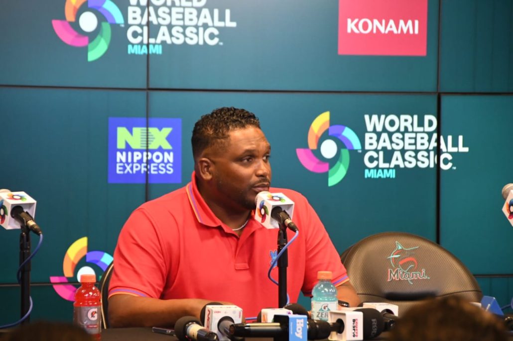 Rodney Linares afirma posible entrada de Vladimir Guerrero estaría condicionada