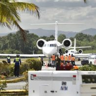 Danilo llega a RD en vuelo privado y evade hablar con la prensa - Noticias de hoy en República Dominicana | De Último Minuto