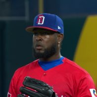 Javier dice que atacó la zona de strike  y los bateadores - Noticias de hoy en República Dominicana | De Último Minuto