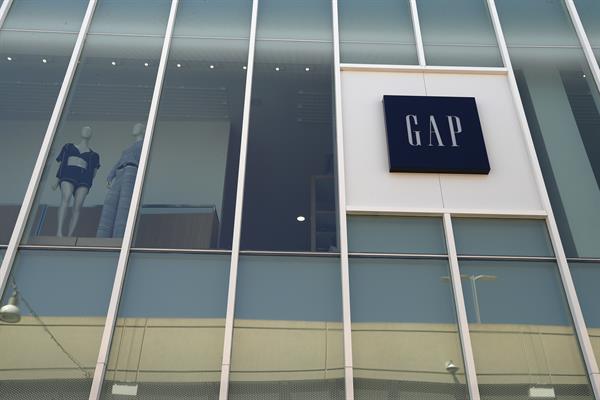 La cadena de ropa Gap eliminará 1.800 empleos en sus oficinas