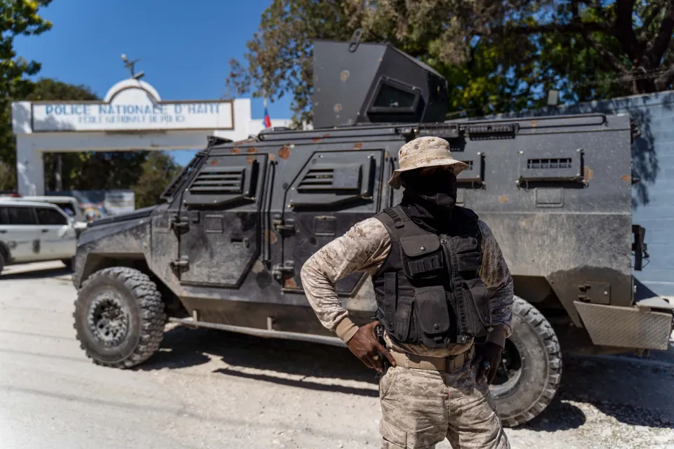 Liberan a dos haitiano-estadounidenses secuestrados en Haití hace un mes