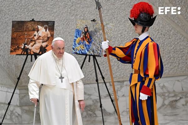 Zelenski llega al Vaticano para reunirse con el papa Francisco