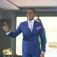 Cirujano realiza encuentro con pacientes para orientar sobre cirugías plásticas - Noticias de hoy en República Dominicana | De Último Minuto