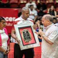 Indios de San Francisco reconocen trayectoria de Santos Ceballos - Noticias de hoy en República Dominicana | De Último Minuto