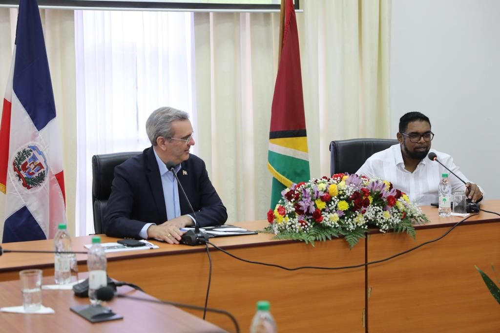 Guyana y RD impulsan mayor colaboración en sectores de energía y turismo