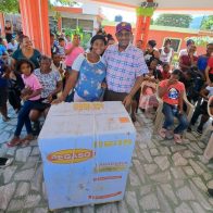 Senador Valentín Medrano agasaja a madres de su provincia - Noticias de hoy en República Dominicana | De Último Minuto
