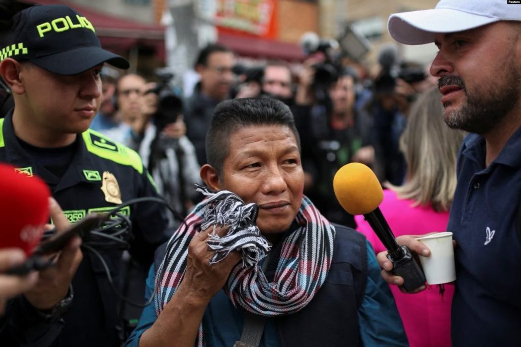 Colombia celebra el rescate de cuatro niños indígenas de la selva amazónica | De Último Minuto