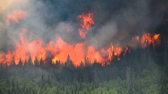 Humo de los incendios en Canadá llega a Portugal este lunes