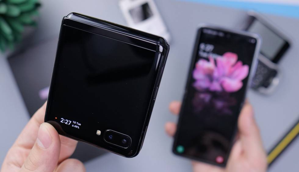 Samsung presenta sus nuevos teléfonos móviles plegables, más ligeros y compactos