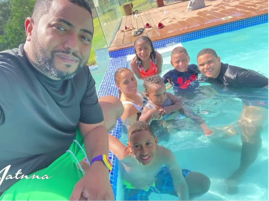 Ariel Santana: “El sacrificio que hacemos por los hijos vale la pena” - Noticias de hoy en República Dominicana | De Último Minuto