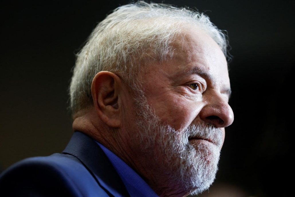 Lula recibe tratamiento en el hospital por unas molestias en la cadera