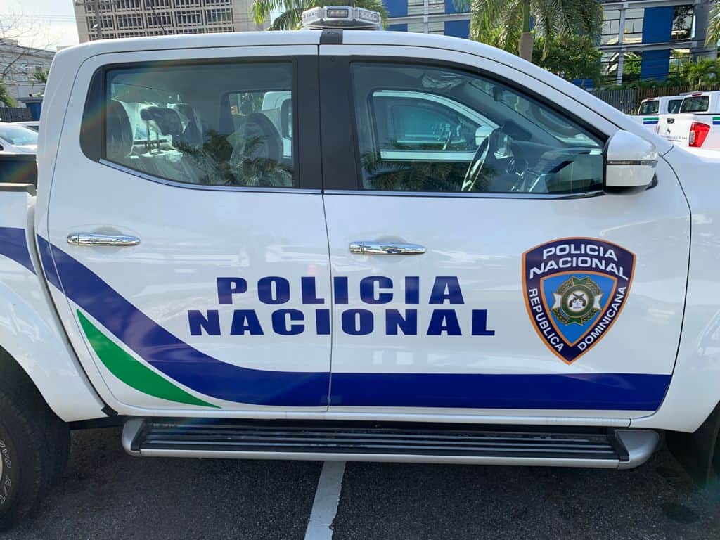 Cae abatido uno de dos presuntos delincuentes que enfrentaron patrulla PN en Villa Duarte