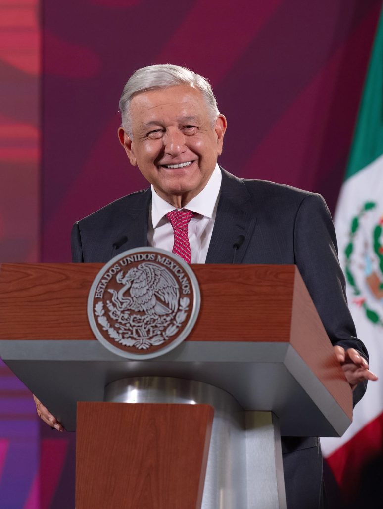 López Obrador llama 