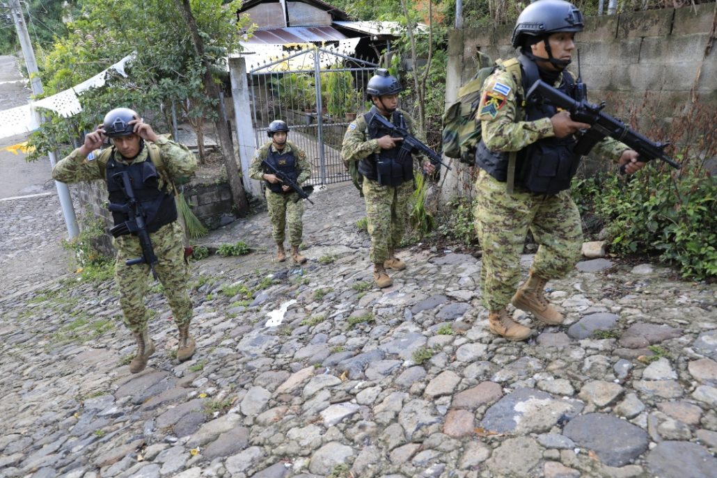 Capturan en la zona norte de El Salvador a unos 18 pandilleros, según el Gobierno