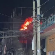 Se intensifica fuego en uno de los locales de zona de explosión en San Cristóbal - Noticias de hoy en República Dominicana | De Último Minuto