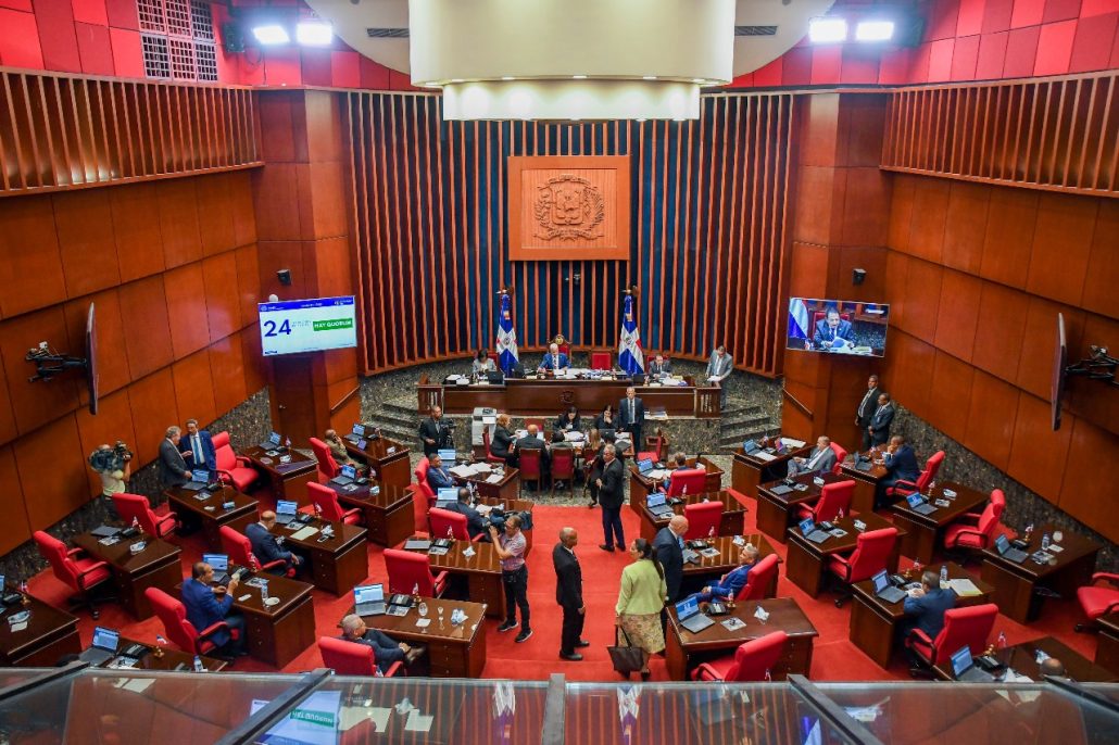 Senadores aprueban donación RD$ 3 millones para ayuda a víctimas de siniestro de San Cristóbal