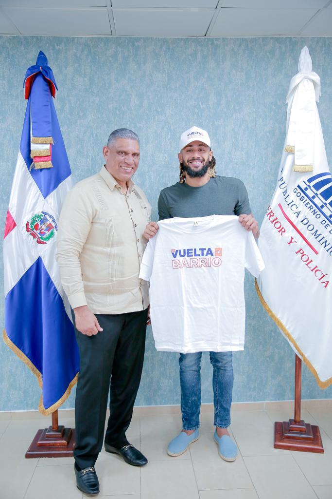 Tatis Jr visita al Ministro de Interior y Policía