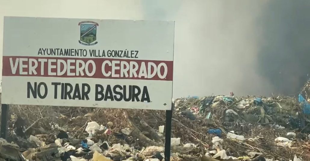 Reportan incendio en el vertedero de Villa González en Santiago - Noticias de hoy en República Dominicana | De Último Minuto