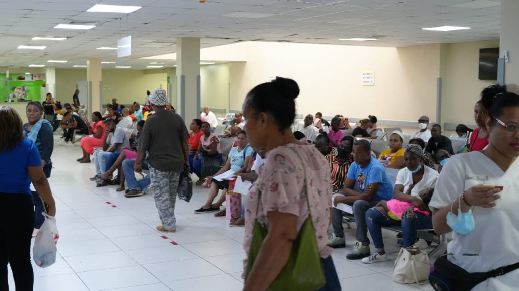 Continúan en aumento casos de dengue en hospitales del Gran Santo Domingo