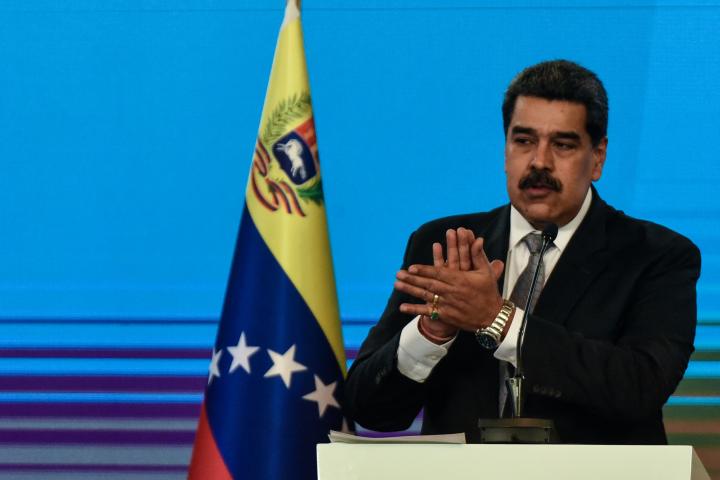 EE.UU. levanta temporalmente sanciones sobre el petróleo y el gas de Venezuela