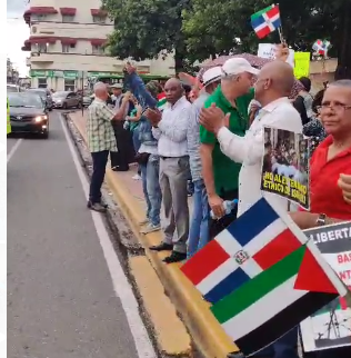Diputado y secretaria general del Frente Amplio son agredidos en manifestación pacífica - Noticias de hoy en República Dominicana | De Último Minuto