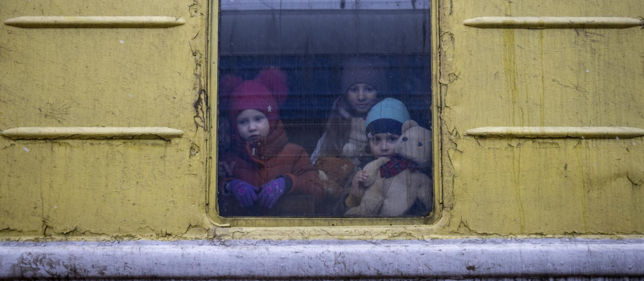Las autoridades ucranianas deciden la evacuación de 275 niños de la zona de Kúpiansk