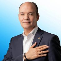 Ramfis Domínguez Trujillo felicita a De Último Minuto por su cuarto aniversario