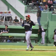 Leones amplían su racha a base de palos ante Estrellas - Noticias de hoy en República Dominicana | De Último Minuto