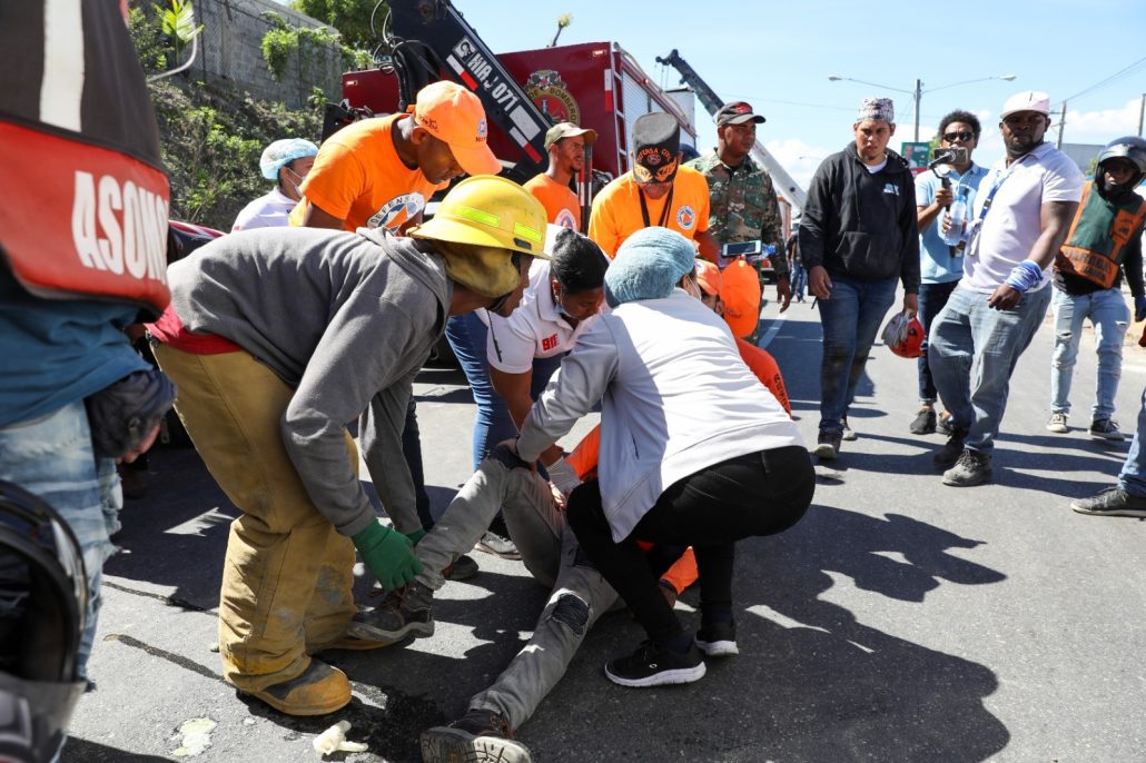 Culmina labor de socorro tras nueve horas continua en labores de rescate de Quita Sueño