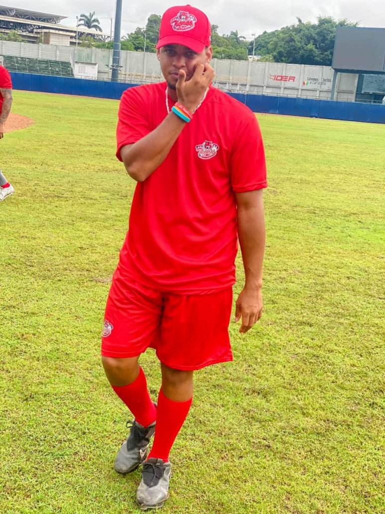 Lanzador zurdo nativo de Nagua Ivan García firma con Los Tigres de Cartagena Colombia