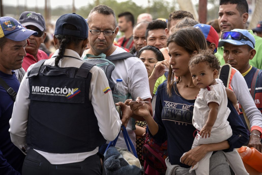 Vicepresidenta colombiana pide ayuda global para la crisis de refugiados que vive el país