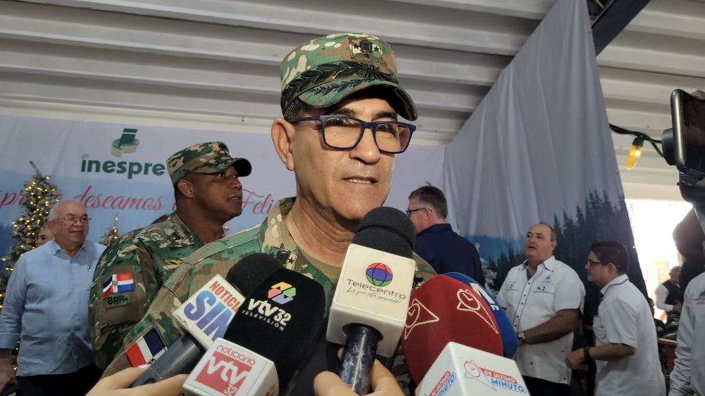Ministro de Defensa afirma la frontera dominicana “está bien y tranquila”