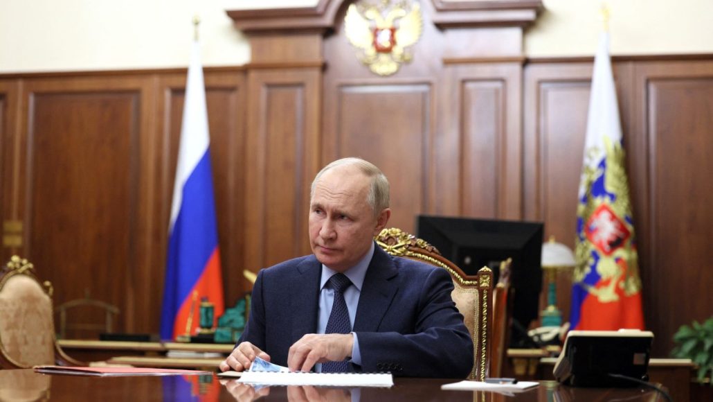 Recolectan 1,3 millones de firmas para registrar a Putin como candidato presidencial