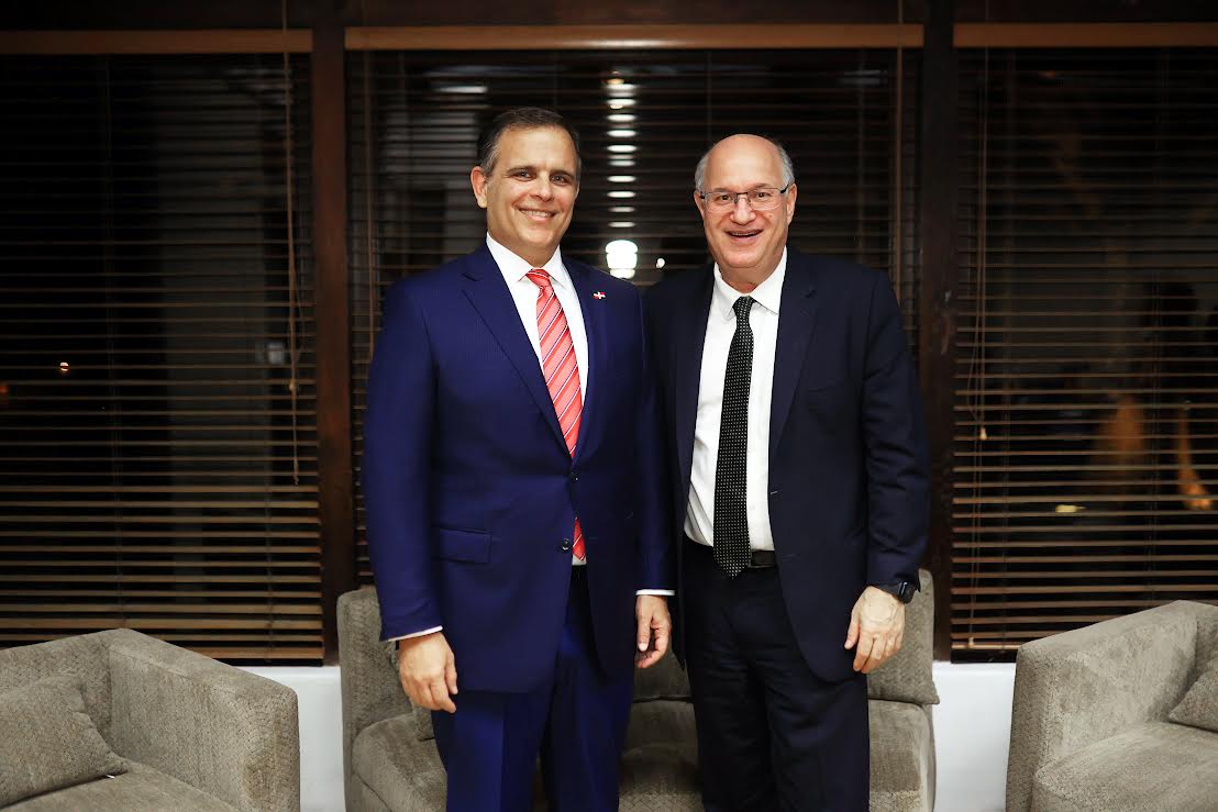 Hacienda y el BID tratan temas de desarrollo e impacto para RD - Noticias de hoy en República Dominicana | De Último Minuto