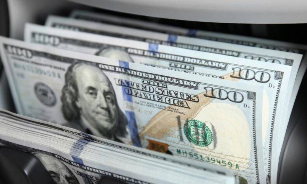 El dólar cambia este jueves a 58.81 pesos dominicanos