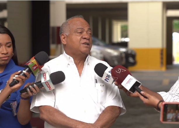 Legisladores califican discurso de Leonel Fernández como penoso