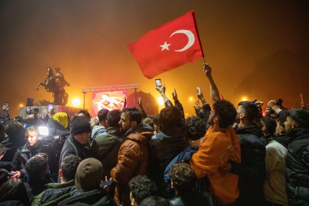 Las protestas contra el Gobierno marcan la conmemoración de los terremotos en Turquía