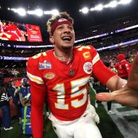 Mahomes obra el milagro y da a los Chiefs su segundo Super Bowl consecutivo