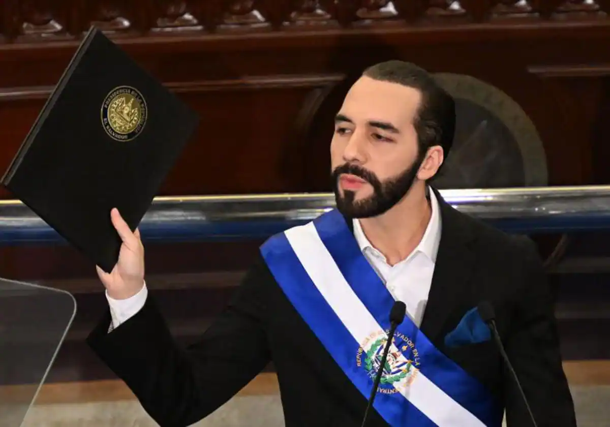 Bukele arremete contra los críticos en su fiesta de proclamación - Noticias de hoy en República Dominicana | De Último Minuto