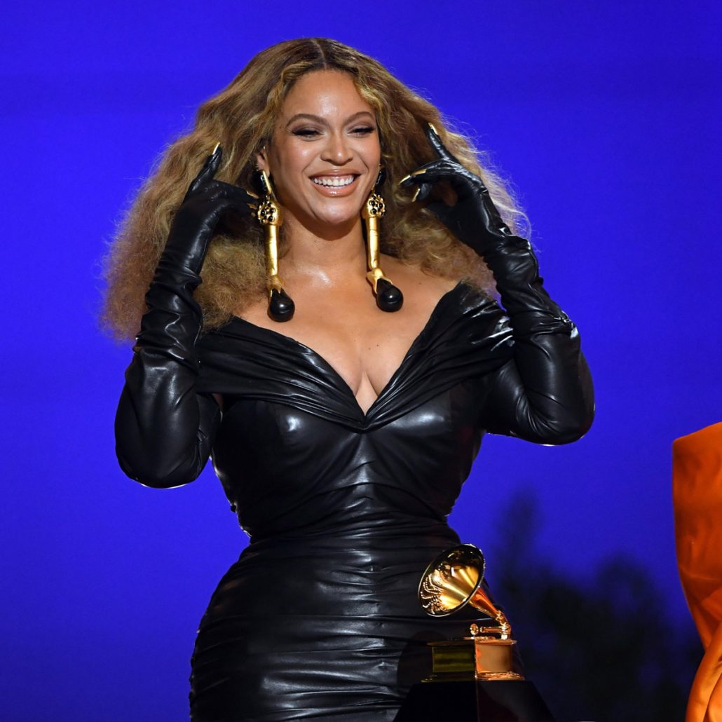 ¡Enhorabuena! Beyoncé anuncia un nuevo álbum durante el Super Bowl