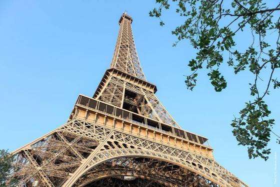 La Torre Eiffel cerrada por segundo día consecutivo por una huelga del personal