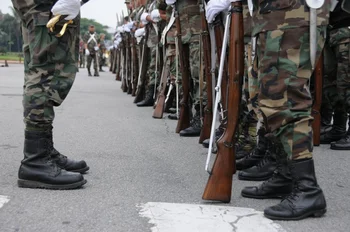 Militares y Defensa Civil despliegan tropas por asueto