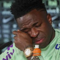 Vinícius rompe a llorar al hablar del racismo: "Cada vez tengo menos ganas de jugar" - Noticias de hoy en República Dominicana | De Último Minuto