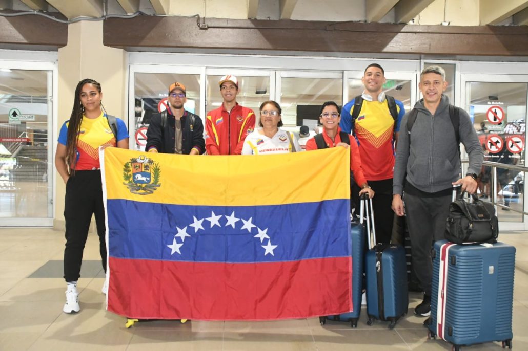 Delegación de Venezuela llega a RD para Panamericano de Taekwondo, clasificatorio para París 2024